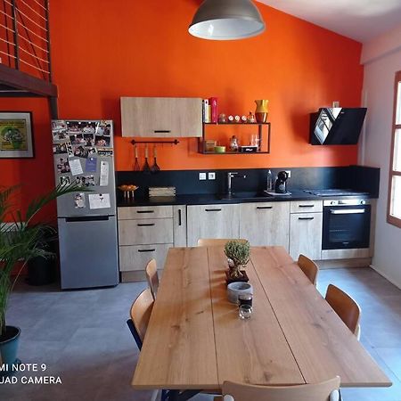 Апартаменты Loft Vue Palais Des Papes Авиньон Экстерьер фото