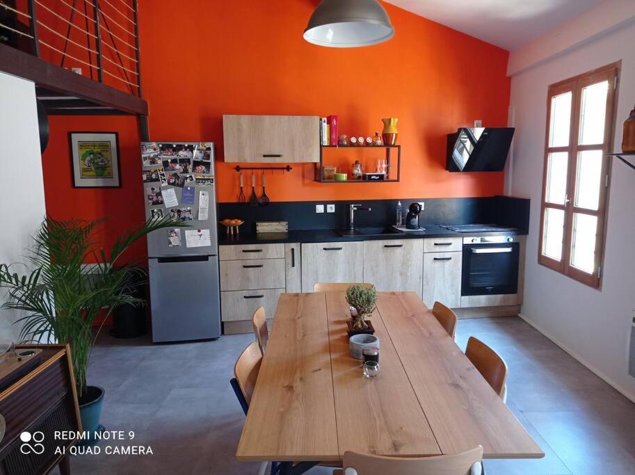 Апартаменты Loft Vue Palais Des Papes Авиньон Экстерьер фото